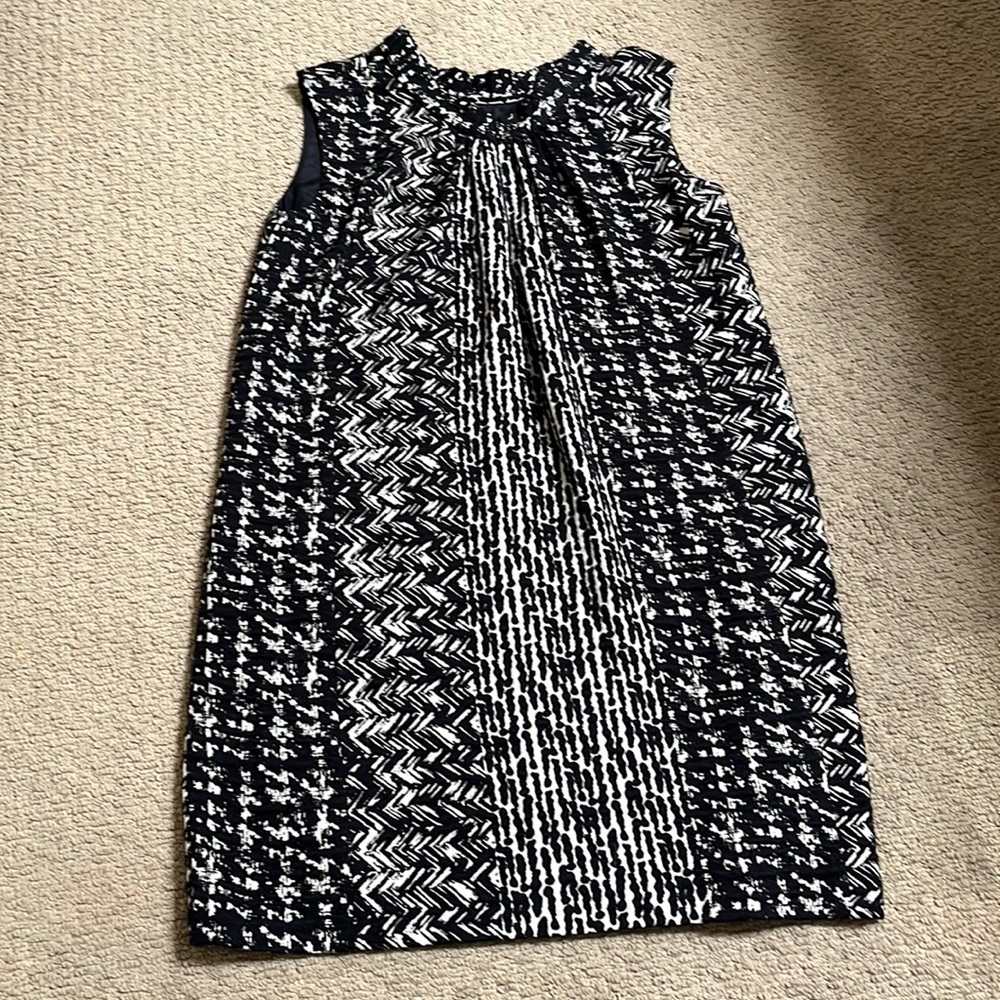 black and white oscar de la renta dress